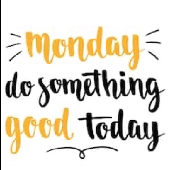 Like❤️to BOOKMARK my closet! - Picture 9 of 12